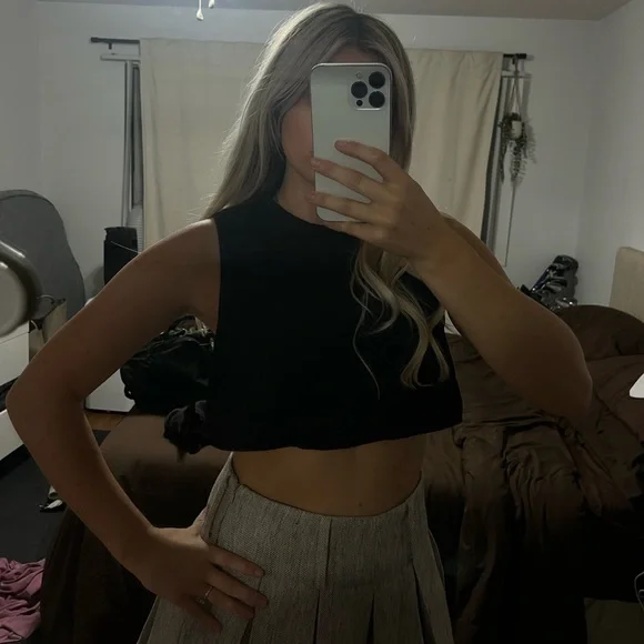 COMMENSE cropped tank - Picture 3 of 16